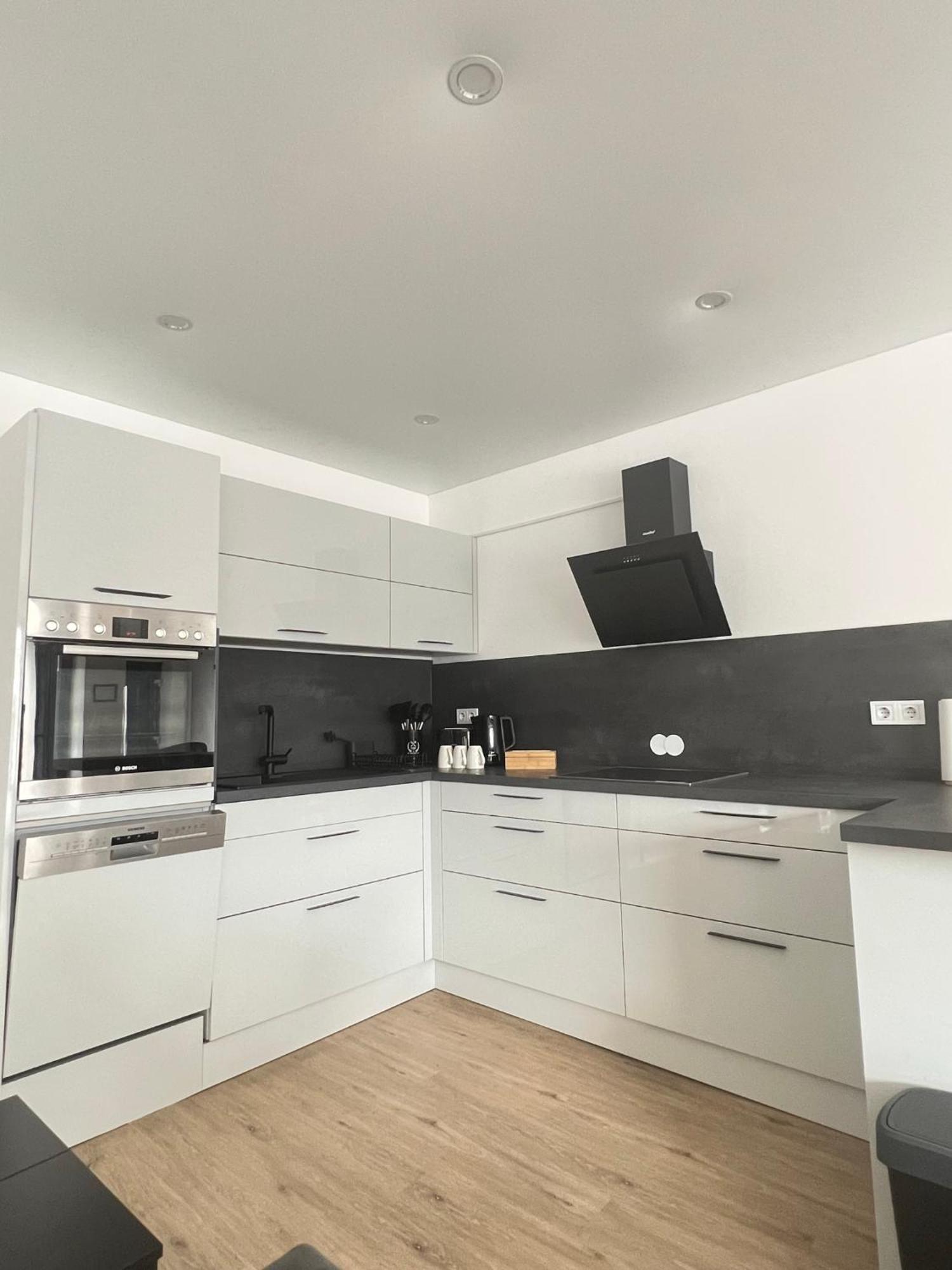 Stilvolle Wohnung Mit Blick Und Selbst-Check-In Bad Berleburg Exterior foto